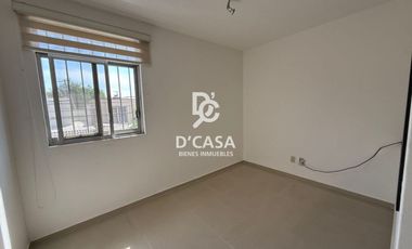 SE VENDE CASA EN ROSALINDA