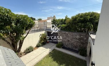 SE VENDE CASA EN ROSALINDA
