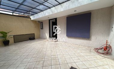 SE VENDE CASA EN ROSALINDA