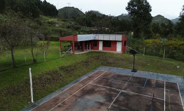Terreno en venta en Challuabamba Cuenca
