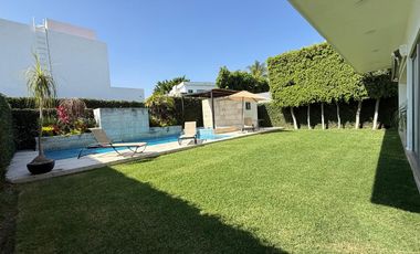 CASA EN VENTA EN FRACCIONAMIENTO LOMAS DE COCOYOC MORELOS