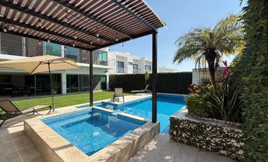 CASA EN VENTA EN FRACCIONAMIENTO LOMAS DE COCOYOC MORELOS