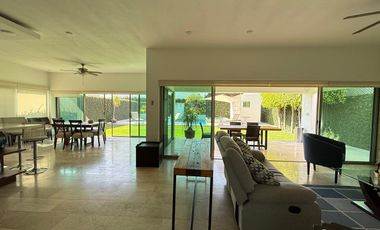 CASA EN VENTA EN FRACCIONAMIENTO LOMAS DE COCOYOC MORELOS