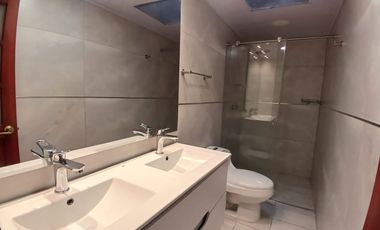 Casa en arriendo en Providencia en unidad cerrada