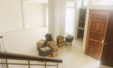 Venta - casa con gran terreno Kennedy vieja - 4 dormitorios - 4 baños