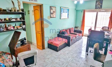 Depto. 3 Amb + Patio de 52 m² + Cochera + Patio Secundario con Lavadero Cubierto