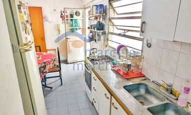 Depto. 3 Amb + Patio de 52 m² + Cochera + Patio Secundario con Lavadero Cubierto