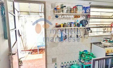 Depto. 3 Amb + Patio de 52 m² + Cochera + Patio Secundario con Lavadero Cubierto