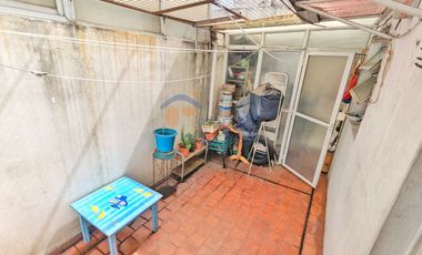 Depto. 3 Amb + Patio de 52 m² + Cochera + Patio Secundario con Lavadero Cubierto