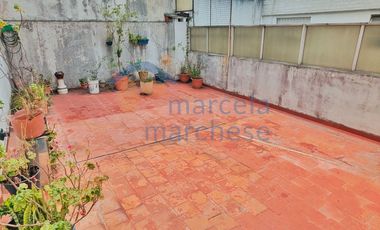 Depto. 3 Amb + Patio de 52 m² + Cochera + Patio Secundario con Lavadero Cubierto