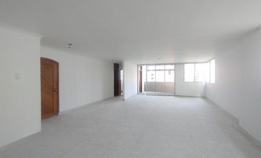 Apartamento en arriendo en Alto Prado.