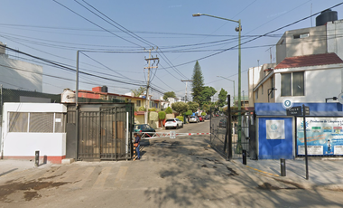 REMATE INMOBILIARIO en PIAMONTE # 10, RESIDENCIAL