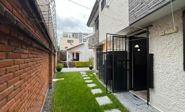 Residencia clásica, en fraccionamiento exclusivo con la mejor ubicación de la Ciudad.