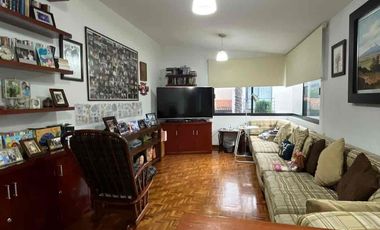 Residencia clásica, en fraccionamiento exclusivo con la mejor ubicación de la Ciudad.