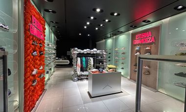 Excelente Local 188m2 En Pleno Paseo Ahumada / Plaza Armas