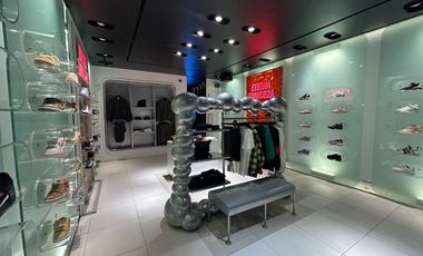 Excelente Local 188m2 En Pleno Paseo Ahumada / Plaza Armas