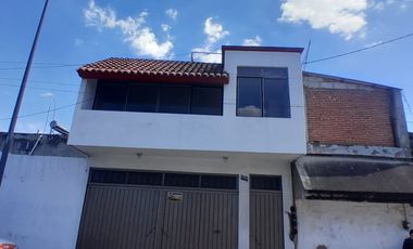 CASA EN VENTA PUEBLA PARA NEGOCIO O HABITAR A PIE DE CALLE