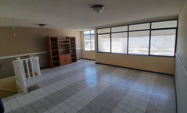 CASA EN VENTA PUEBLA PARA NEGOCIO O HABITAR A PIE DE CALLE