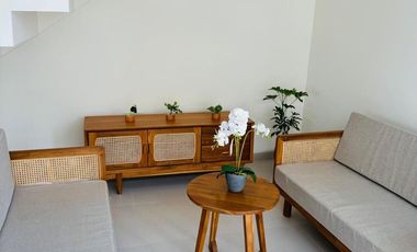 FOR SALE SEMI VILLA HOUSE WITH ROOFTOP AND BEAUTY SWIMMING POOL AT DENPASAR
