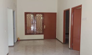 Disewakan Rumah Permata Safira Regency Lidah Kulon