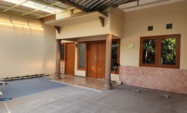 Disewakan Rumah Permata Safira Regency Lidah Kulon