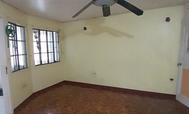 4BR House For Sale near San Isidro Evacom Paranaque Airport