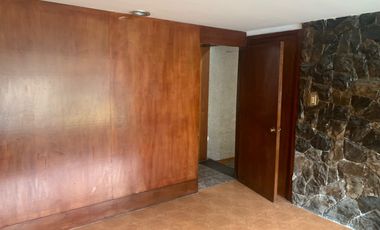 Casa en Venta para Oficina - Clínica - Escuela en Col. Bellavista en Puebla