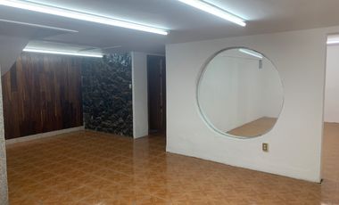 Casa en Venta para Oficina - Clínica - Escuela en Col. Bellavista en Puebla