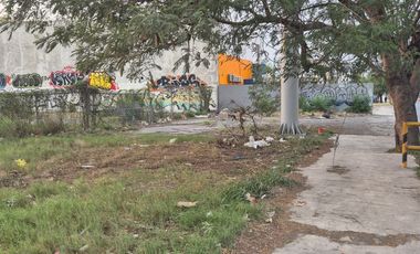 Terreno Comercial en Carretera a Laredo