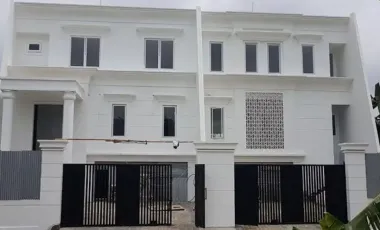 Ruko Intercon Plaza Boulevard 3 lt Full Renov Ready Huni Murah