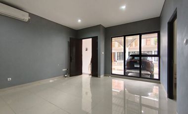 Disewakan Rumah Semi Furnished 2 Lantai NorthBend Metland Puri