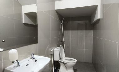 Disewakan Rumah Semi Furnished 2 Lantai NorthBend Metland Puri