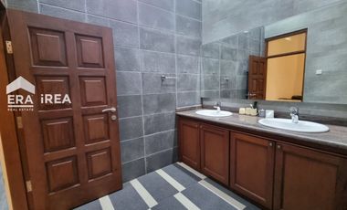 RUMAH MEWAH DIJUAL DI SOLO DEKAT SOLO GRAND MALL