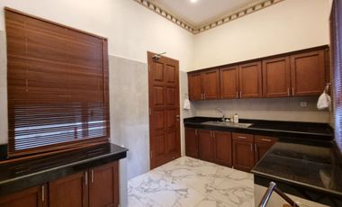 RUMAH MEWAH DIJUAL DI SOLO DEKAT SOLO GRAND MALL