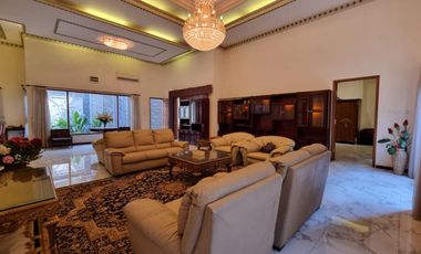 RUMAH MEWAH DIJUAL DI SOLO DEKAT SOLO GRAND MALL