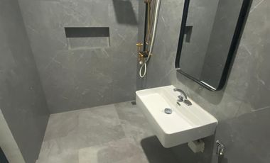 RUMAH MEWAH BSD READY TO MOVE IN! HARGA TURUN SIGNIFIKAN DI DE LATINOS, COCOK UNTUK KELUARGA BESAR!