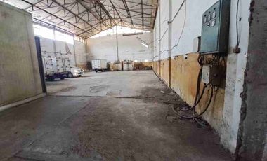 Di Jual Tanah Bangunan /
Bekas Pabrik Bakso 
Di Kebon Besar Tanggerang
km 19