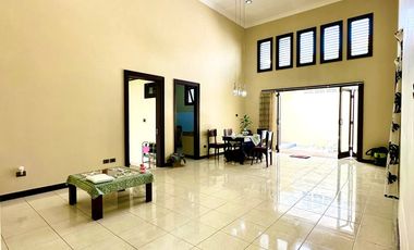 Dijual/Disewakan Rumah Mewah Furnish di Kawasan Elite Araya Malang