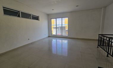 Gudang Green Sedayu Bizpark luas 432m 12x36 Cakung Jakarta Timur