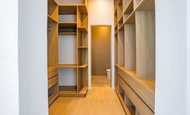 Move-In Ready Luxury: Brand-New 4BR House in Silang with Pool & Carports for Sale!