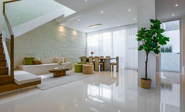 Move-In Ready Luxury: Brand-New 4BR House in Silang with Pool & Carports for Sale!