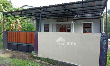 DIJUAL RUMAH DI SOLO DEKAT SIMPANG LIMA JOGLO