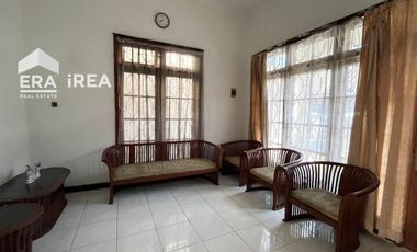 Rumah dijual dekat Solo Baru letak strategis