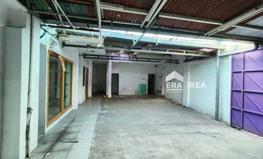 RUANG USAHA DISEWAKAN DI SOLO DEKAT STADION SRIWEDARI