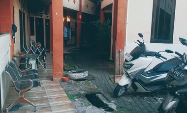 nego sampai jadi Kost 65  Kamar dan Rumah Besar luas tanah 1.870 m2 Dekat Kampus Unismuh Makassar