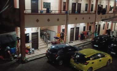 nego sampai jadi Kost 65  Kamar dan Rumah Besar luas tanah 1.870 m2 Dekat Kampus Unismuh Makassar