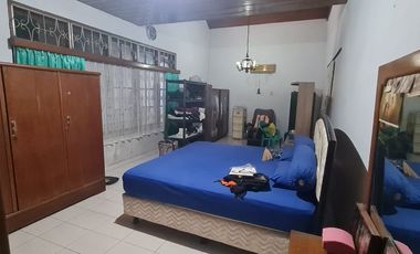 nego sampai jadi Kost 65  Kamar dan Rumah Besar luas tanah 1.870 m2 Dekat Kampus Unismuh Makassar