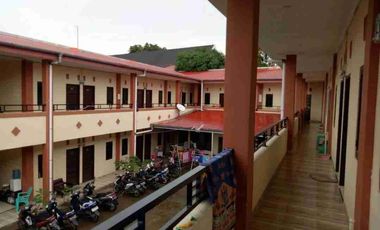 Nego sampai jadi. Kost dan Rumah  luas tanah 1.870 m2 Dekat Kampus Unismuh Makassar passive income