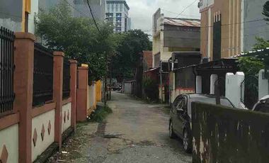 Nego sampai jadi. Kost dan Rumah  luas tanah 1.870 m2 Dekat Kampus Unismuh Makassar passive income