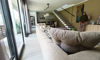 Rumah Full Furnished Siap Huni di Jl. Gegerkalong Tonggoh, Bandung